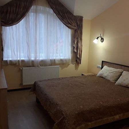 Gostynnyi Dvir Cottage Тернопил Екстериор снимка