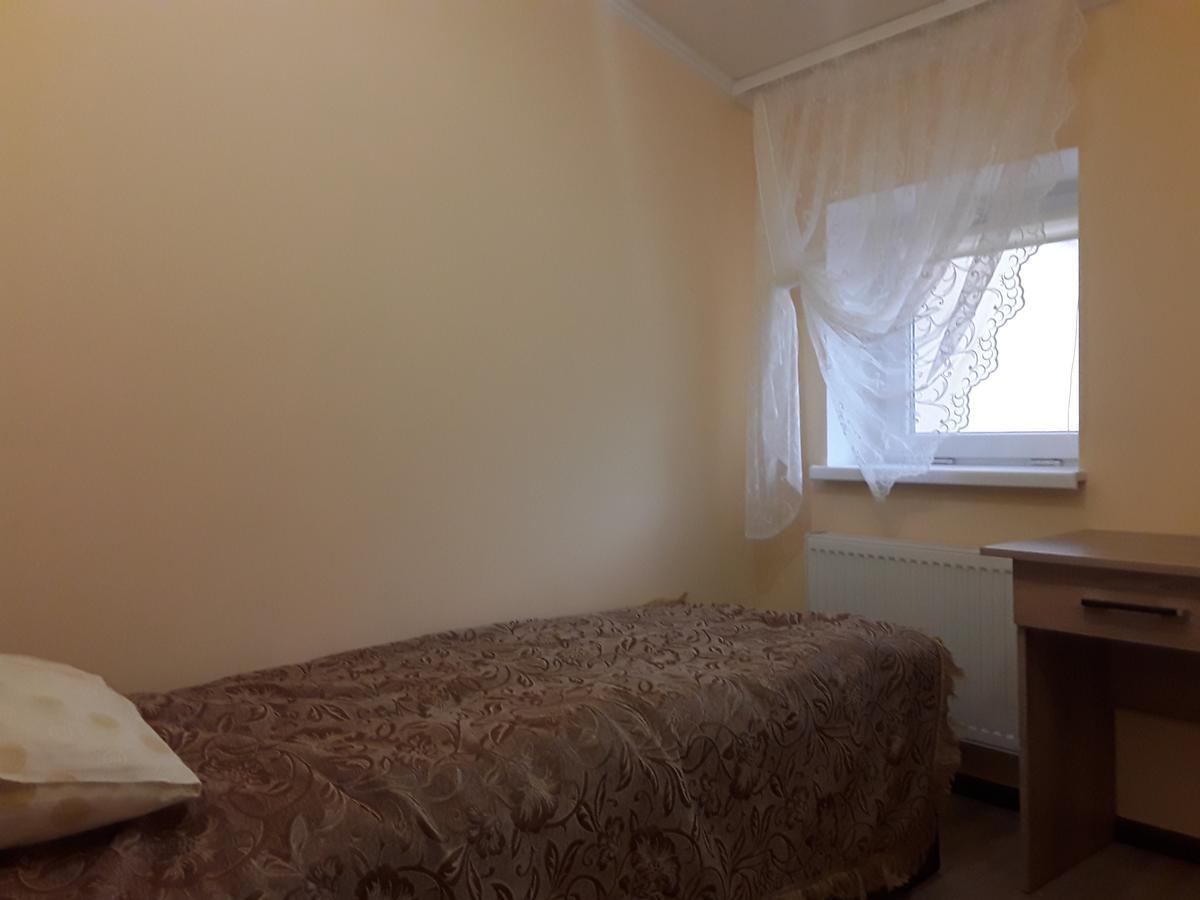 Gostynnyi Dvir Cottage Тернопил Екстериор снимка